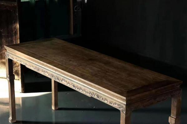 耕讀傳家鐵藝木門，榆木畫案，楠木書案