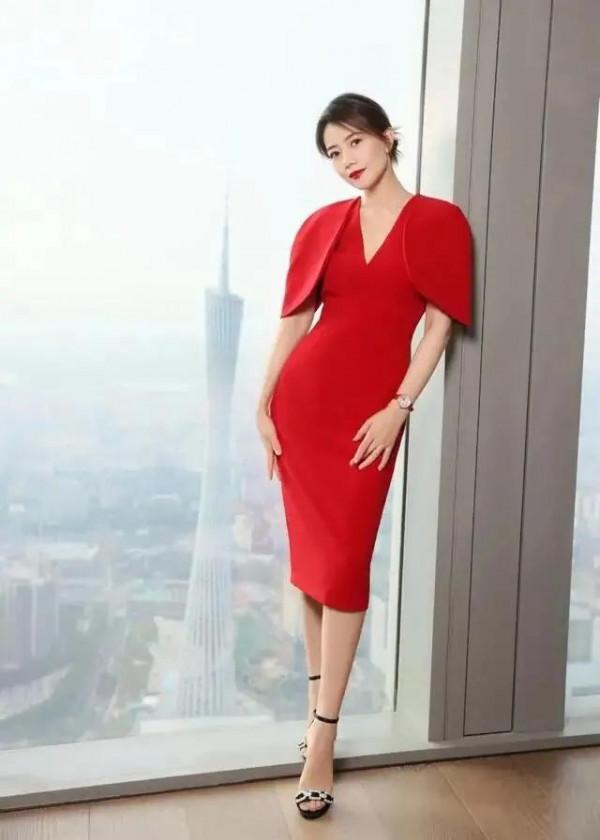 高圓圓驚豔魅力