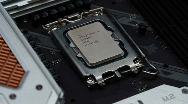 風冷水冷一體化？鑫谷崑崙 KL-360玩出水冷新高度