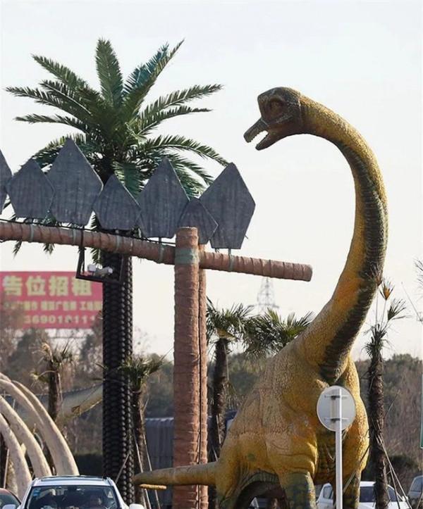 江蘇服務區，到底有多壕？果然，貧窮限制了我的想象力