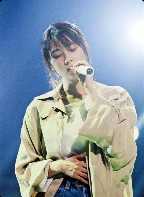 她永遠不知道她在中國有多火?BGM一響,就想起當年的熱血青春 她永遠不知道她在中國有多火?BGM一響,就想起當年的熱血青春