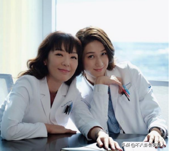 TVB的熟女們，年近半百不打針、不整容，個個美得很自然