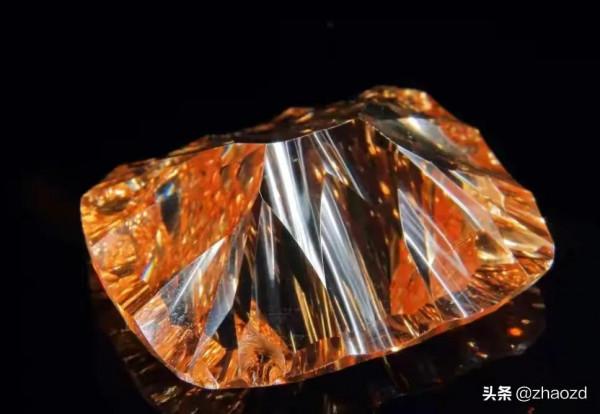 靚麗怪異奇石觀賞