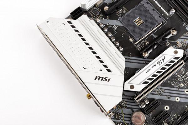 超頻三 光愈2 裝機作業分享 5800X+B550M迫擊炮+訊景6600XT