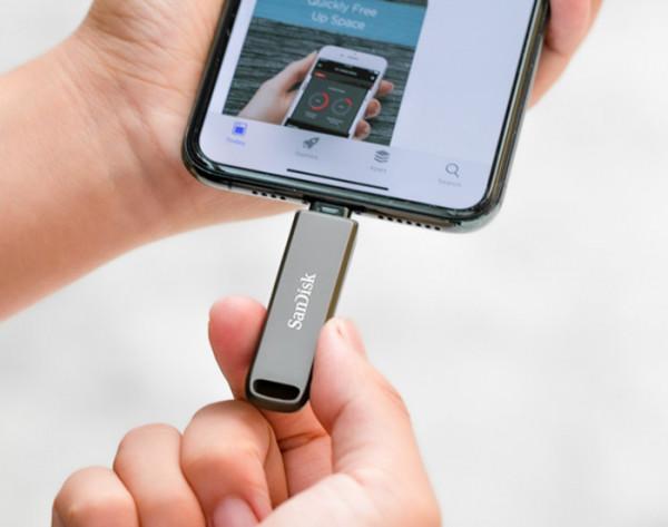 找到解決方案了！助你遠離小容量小電池手機的折磨