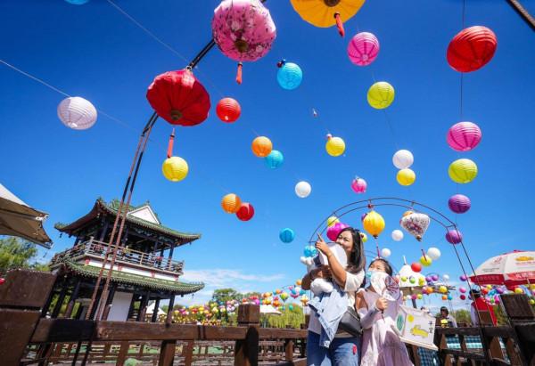 湖面泛舟、遊園賞月，順義85項文化活動慶中秋