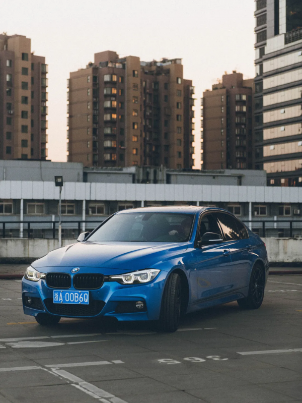 如果你買了新3系，千萬別試老3系