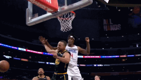 世紀和解!本-華萊士和阿泰同框合影!裁判啊,你去惹庫裡幹嘛 世紀和解!本-華萊士和阿泰同框合影!裁判啊,你去惹庫裡幹嘛