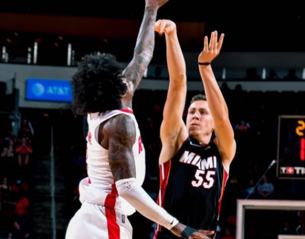 轟44+9記三分,熱火水花大爆發!火箭雙少空砍32分,豪斯7中0拉胯 轟44+9記三分,熱火水花大爆發!火箭雙少空砍32分,豪斯7中0拉胯