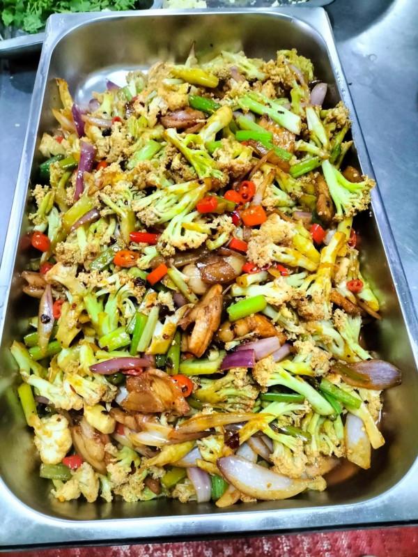 食堂大鍋菜，喜歡的話留個關注謝謝