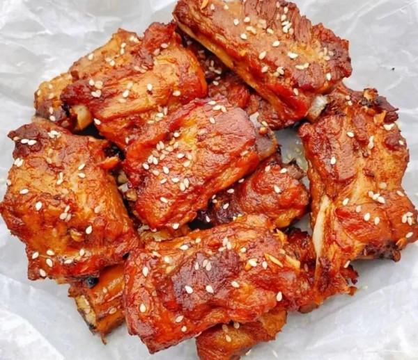 空氣炸鍋無油低卡食譜大全,一週不重樣,營養又健康,老少皆宜 空氣炸鍋無油低卡食譜大全,一週不重樣,營養又健康,老少皆宜