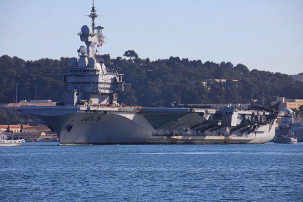 國外博主眼裡的海軍強國，美國714萬噸排第一，中國280萬噸排第二