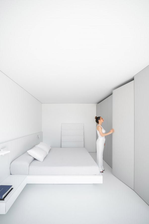 極簡主義創新型住宅:細節精確完美,居住空間冰冷又高階 極簡主義創新型住宅:細節精確完美,居住空間冰冷又高階