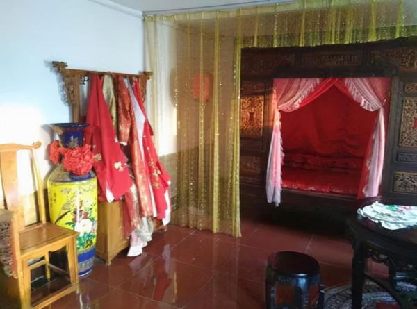 民國農村故事:女孩訂婚前從閨房失蹤,五年後在百里之外得到真相 民國農村故事:女孩訂婚前從閨房失蹤,五年後在百里之外得到真相