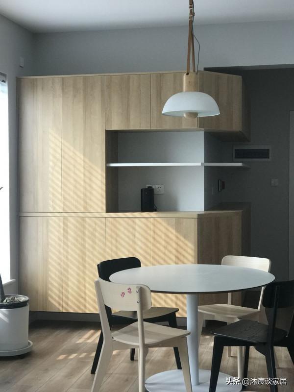 拆牆挪位後,她讓小家實現“大橫廳”,採光好,動線流暢,好舒服 拆牆挪位後,她讓小家實現“大橫廳”,採光好,動線流暢,好舒服