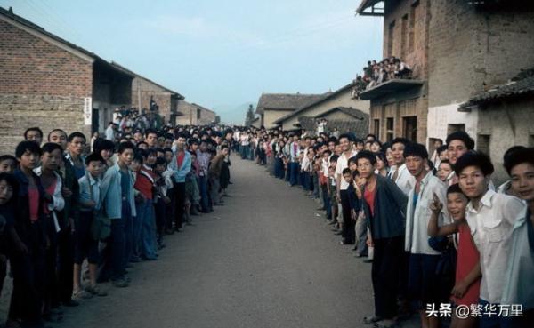 河南省的區劃調整，17個地級市之一，信陽市為何有10個區縣？