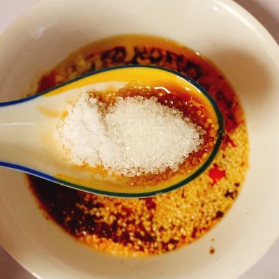 低脂低卡,超級過癮巨下飯的菠菜拌金針菇 低脂低卡,超級過癮巨下飯的菠菜拌金針菇