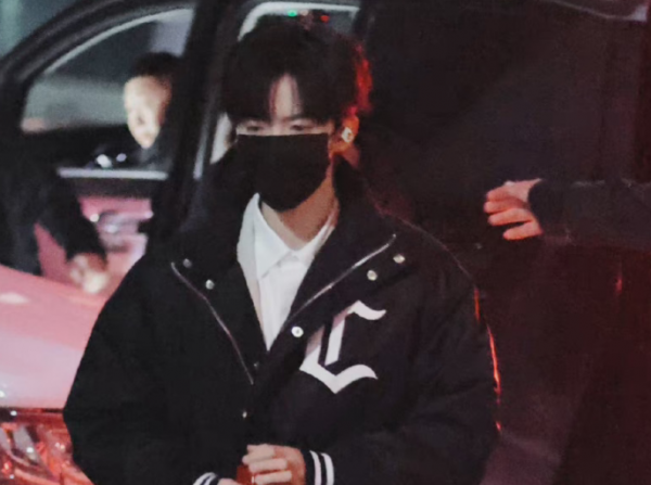 超20位明星現身錄製文聯春晚,流量和當紅小花齊聚,路透照片曝光 超20位明星現身錄製文聯春晚,流量和當紅小花齊聚,路透照片曝光