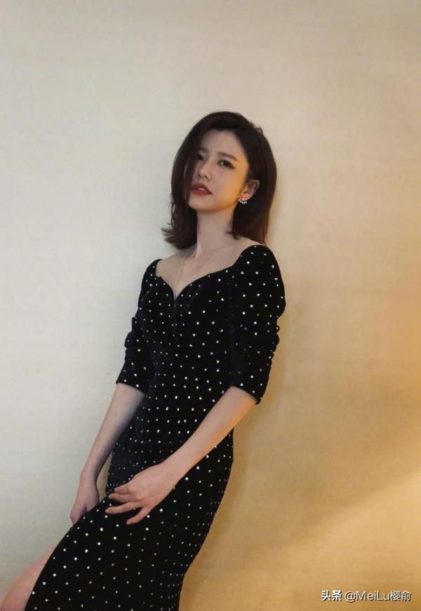 劉語熙爽朗的性格，太適合當主持人了，主持界的女神