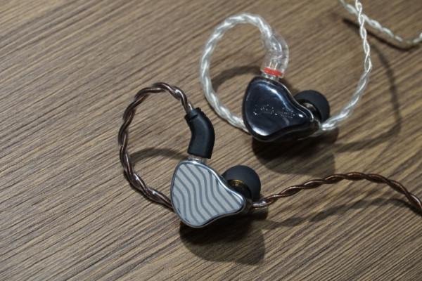 低價圈鐵耳機新里程碑：飛傲JH3，壓倒性的透明度和柔和感