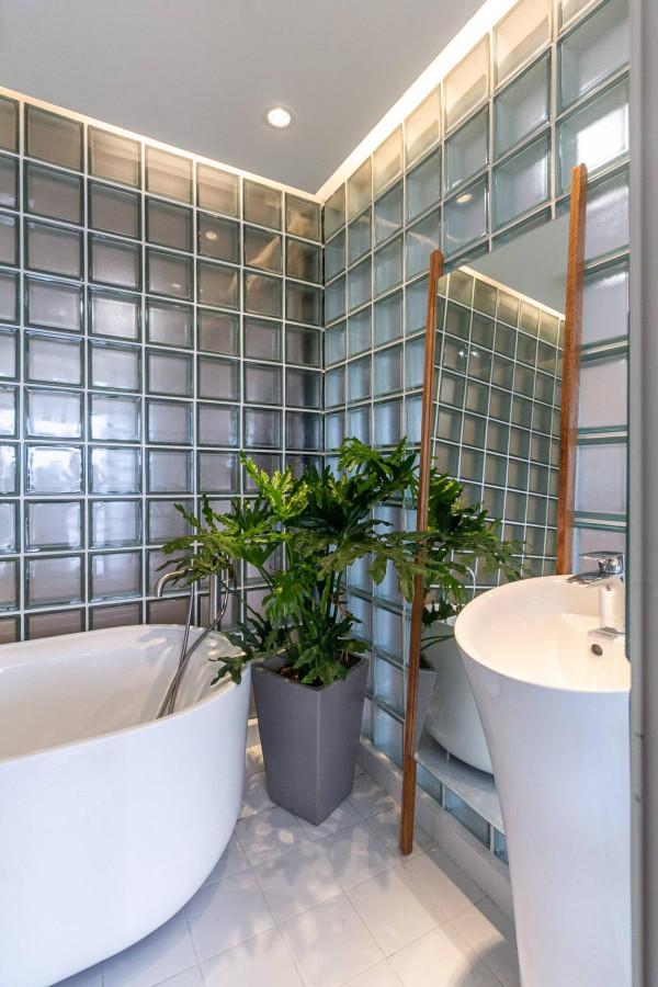 明明是“去客廳化”設計,卻又暗藏3個客廳,這套裝修費了大心思 明明是“去客廳化”設計,卻又暗藏3個客廳,這套裝修費了大心思