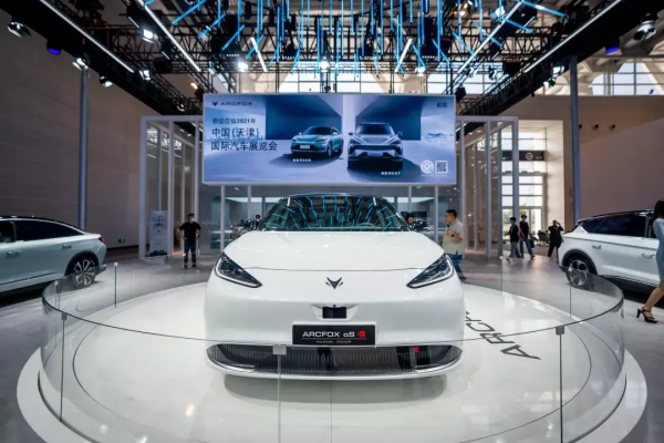 「人汽」上市一週年，極狐汽車正努力躍出“海平面”