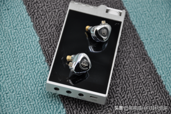 萬元級HIFI音效TRN聲學30動鐵單元高性價比旗艦級BA15耳機評測