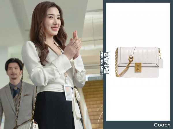 真好，張含韻沒有演傻白甜！|《愛很美味》造型解析