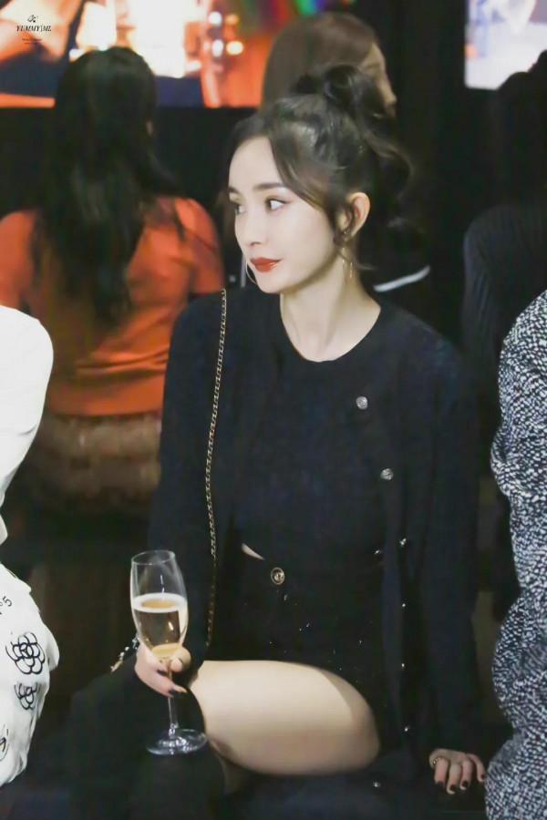 楊冪內場晚宴圖真漂亮