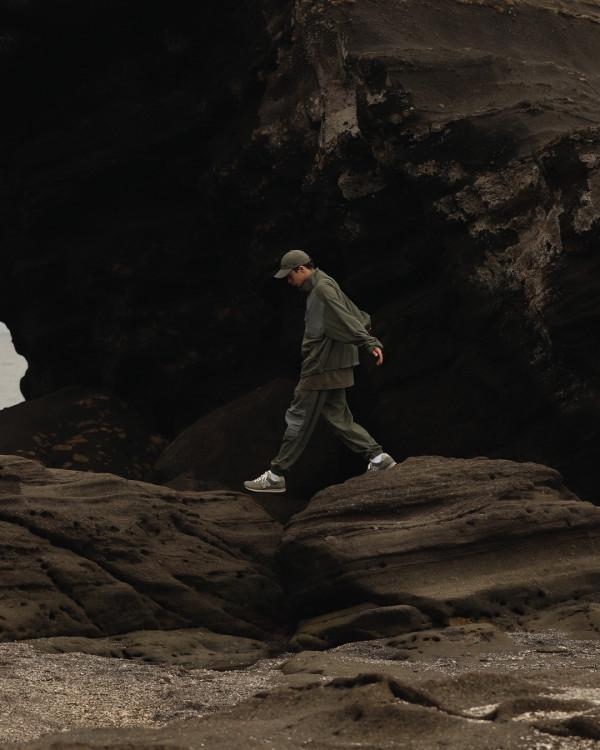 明日登場!滿滿軍事風!全新 ALPHA INDUSTRIES x NB 太帥了 明日登場!滿滿軍事風!全新 ALPHA INDUSTRIES x NB 太帥了