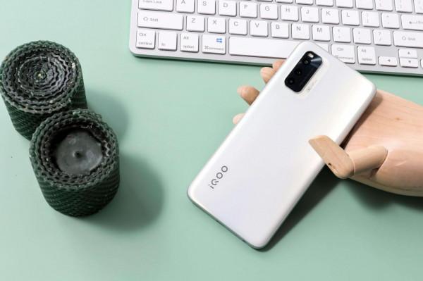 現在購買千元機的人，為什麼越來越多了？原來並不是變窮了