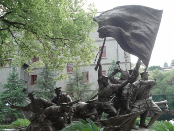 妻子去世10年後,他娶了妻子的妹妹,周恩來卻說:中國青年的楷模 妻子去世10年後,他娶了妻子的妹妹,周恩來卻說:中國青年的楷模