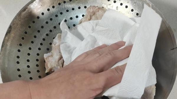 燉大骨頭湯，牢記3放3不放的訣竅，湯色奶白像牛奶，味美甘甜好喝