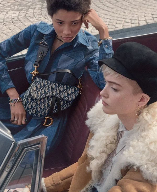 我扒了Chanel、Dior等大牌包包,發現最經典的款式竟然是這幾款 我扒了Chanel、Dior等大牌包包,發現最經典的款式竟然是這幾款