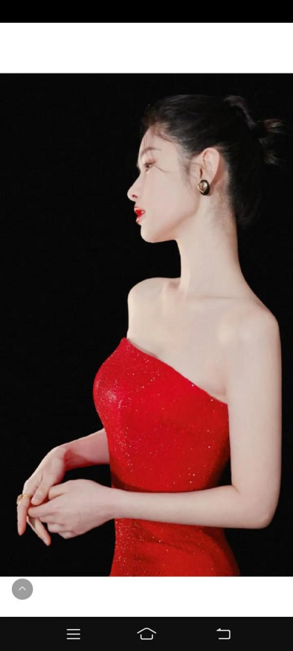 梁田劉燁湖南春晚禮服美圖