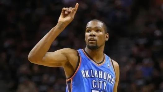 美媒列出了1981年至2021年每年的得分王,僅三人拿到至少四次 美媒列出了1981年至2021年每年的得分王,僅三人拿到至少四次