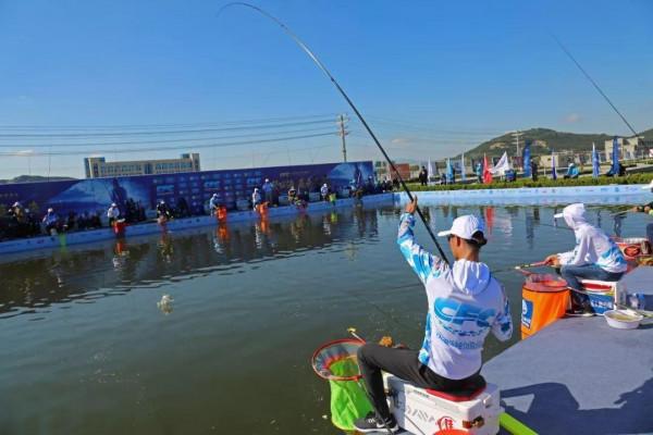 釣魚把隔壁打閉口？其實並不難，難的是你要爆護