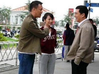 14歲留學，億萬身家當演員，拍戲從來不在乎錢，片酬都不夠油錢