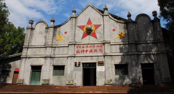 紅軍女戰士與丈夫分離,46年後在北京重逢,對方已是國家高官 紅軍女戰士與丈夫分離,46年後在北京重逢,對方已是國家高官