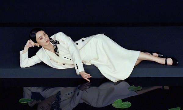 趙麗穎時尚路有多難？合作過業內8大知名攝影師，只有2人沒失手