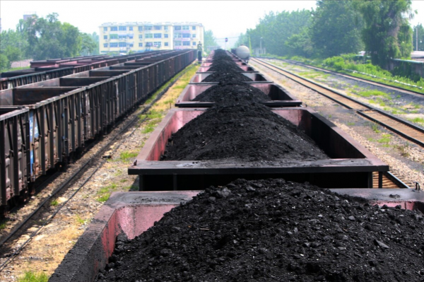 中國煤價在創新高,與去年豬肉瘋漲是否有一定的關聯呢? 中國煤價在創新高,與去年豬肉瘋漲是否有一定的關聯呢?