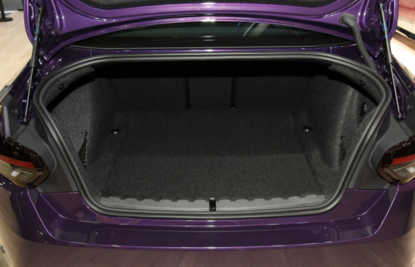 新款寶馬2系Coupe售價29.98萬元，註定成為小眾車型？