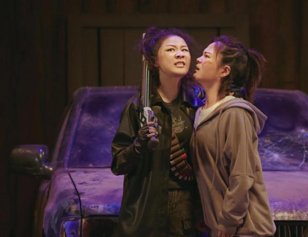 《一年一度喜劇大賽》需要搭配熱搜一起看，要不然觀眾會自我懷疑