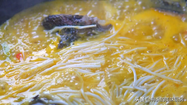 酸湯魚片想要做得好，這2步不可少，出鍋鮮嫩爽滑，味道不輸飯店