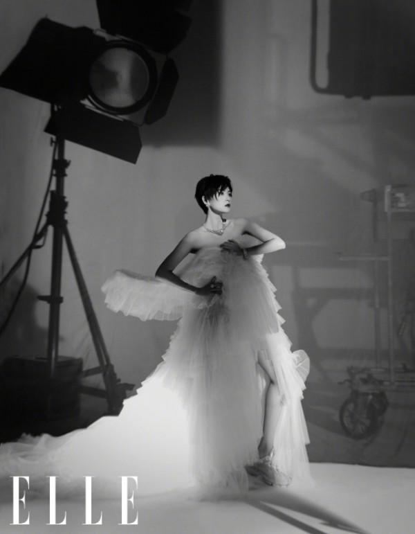 章子怡剪短髮形象大變不敢認!戴高奢珠寶盡顯貴婦範,沒長髮驚豔 章子怡剪短髮形象大變不敢認!戴高奢珠寶盡顯貴婦範,沒長髮驚豔