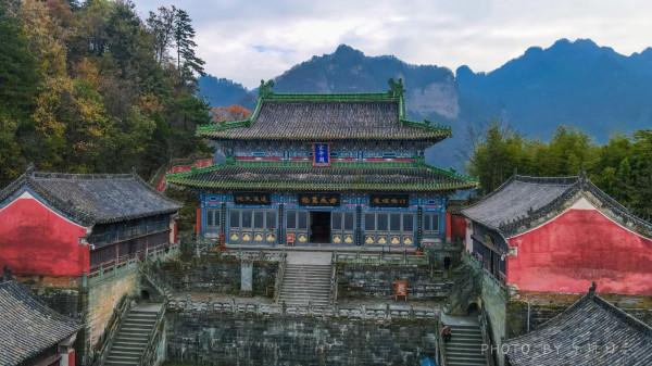 掛在懸崖上的故宮,入選世界文化遺產,湖北旅遊必打卡 掛在懸崖上的故宮,入選世界文化遺產,湖北旅遊必打卡