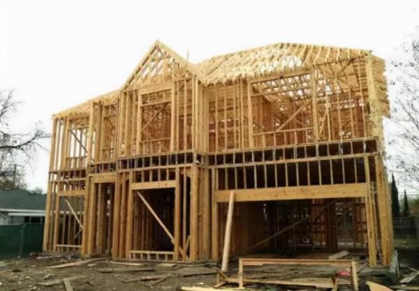 美國富得流油，為何建房子用木頭，不用更結實的混泥土？