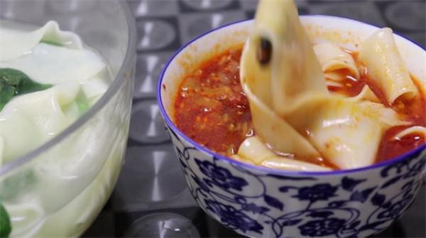 手把手教你在家做陝西特色麵食楊凌蘸水面，學會都可以開店了