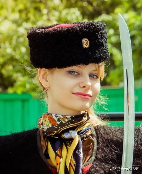 亂了整整7年，烏克蘭為什麼就是不願意向俄羅斯低頭？