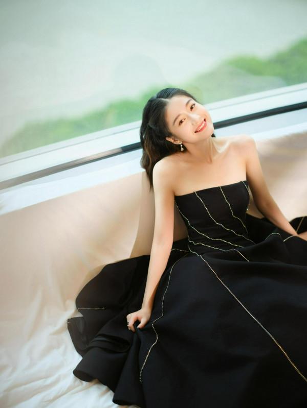 娛樂圈中的“乖乖女”長相 張雪迎算一個